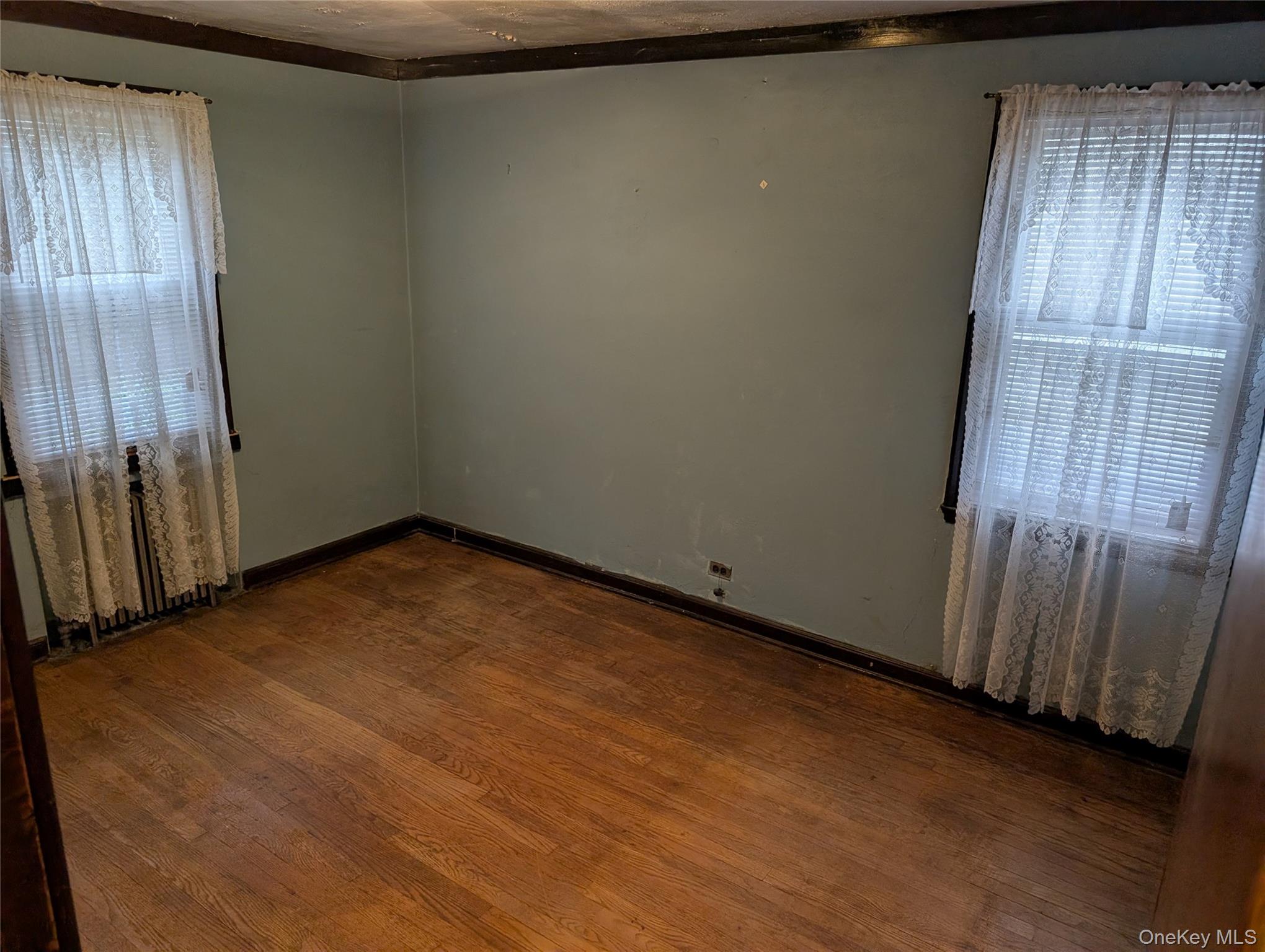 Photo 3 of this property