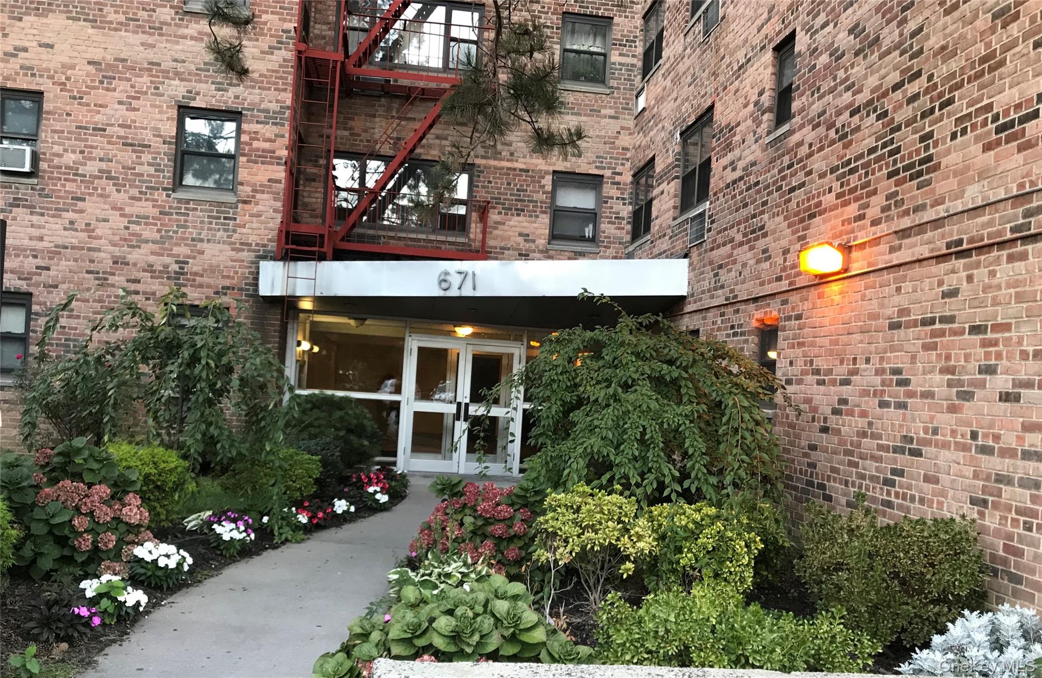 This beautifully restored and fully renovated building offers modern l...