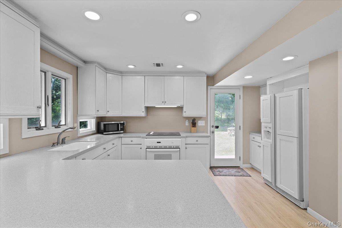Photo 7 of this property