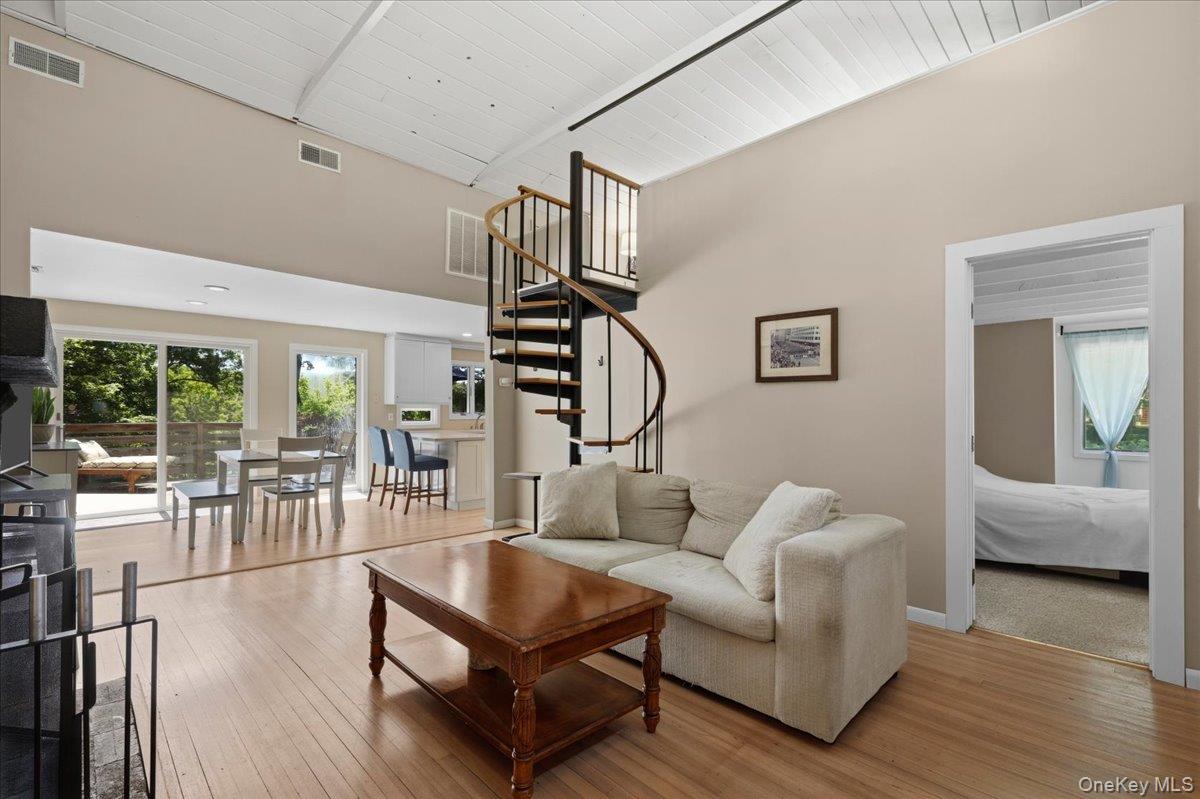 Photo 9 of this property