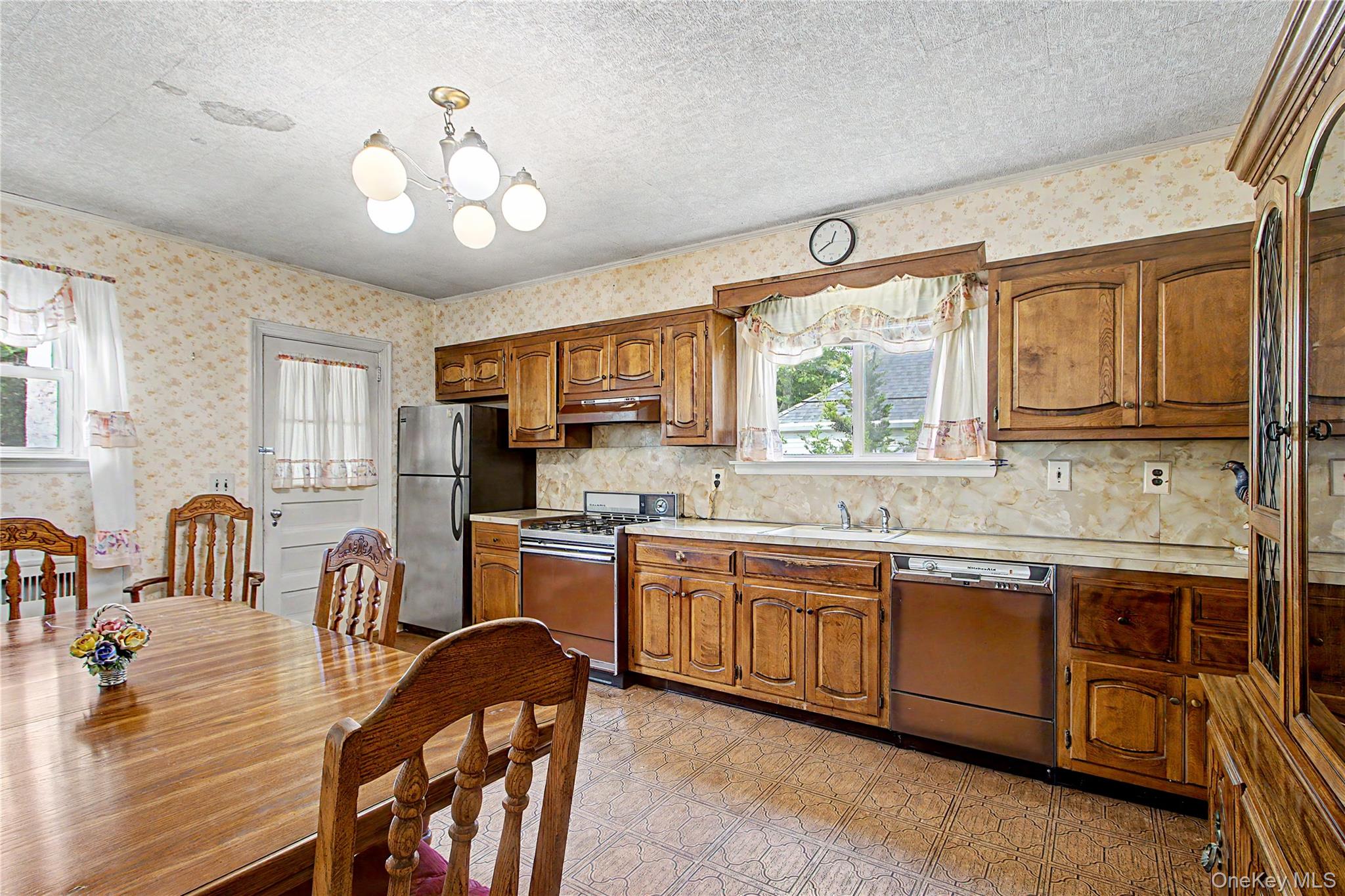 Photo 12 of this property