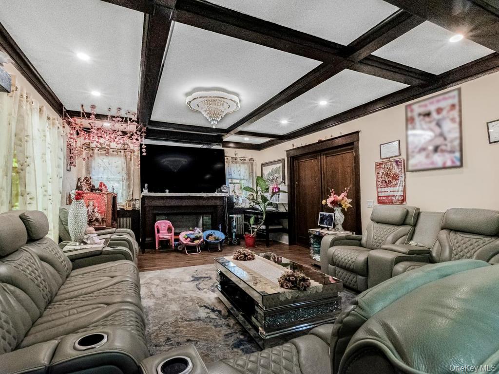 Photo 3 of this property