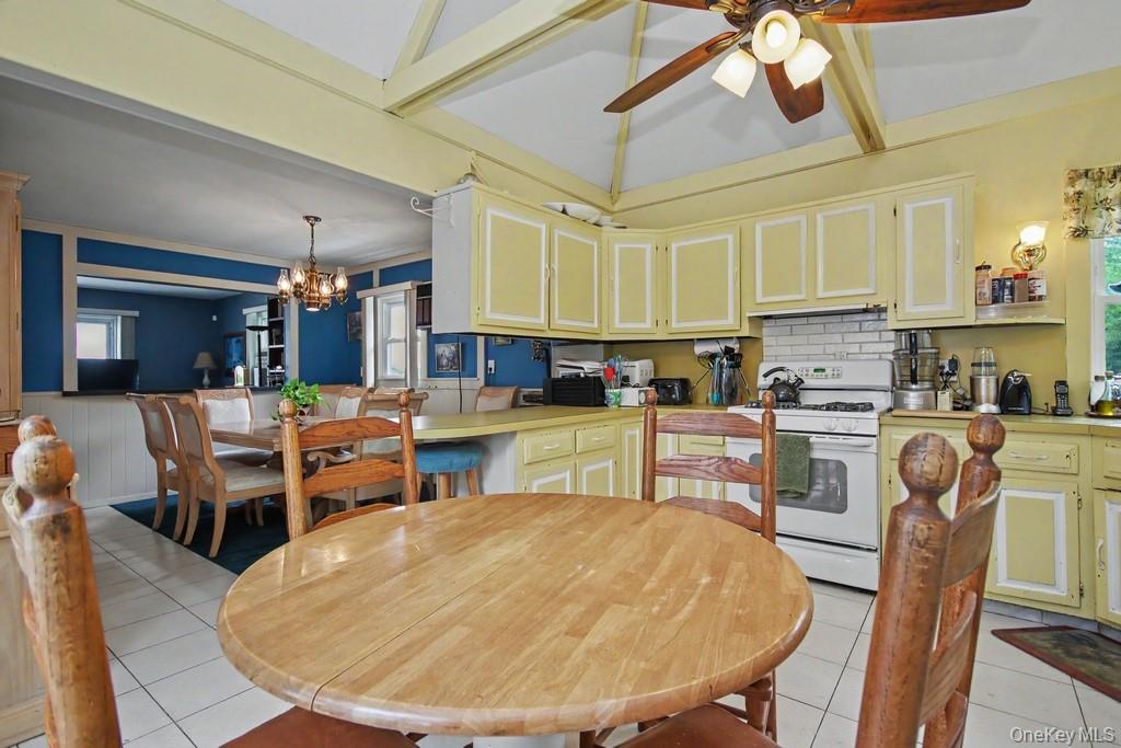 Photo 7 of this property