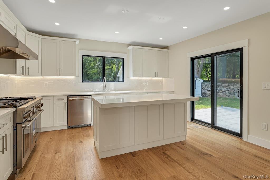 Photo 9 of this property