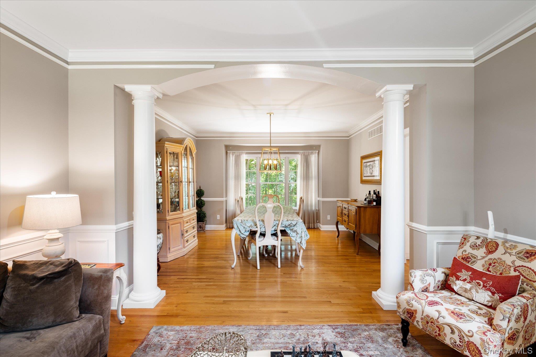Photo 7 of this property