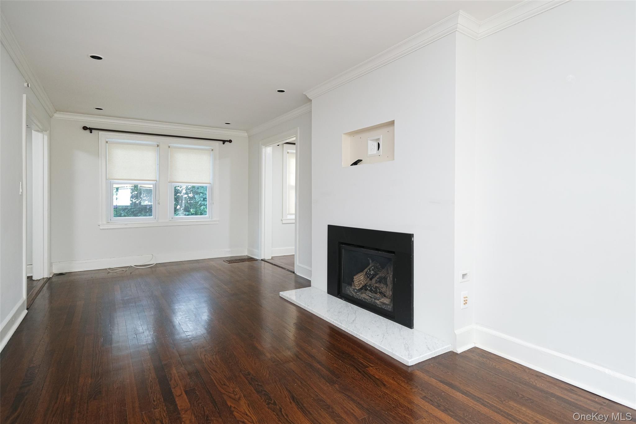 Photo 3 of this property