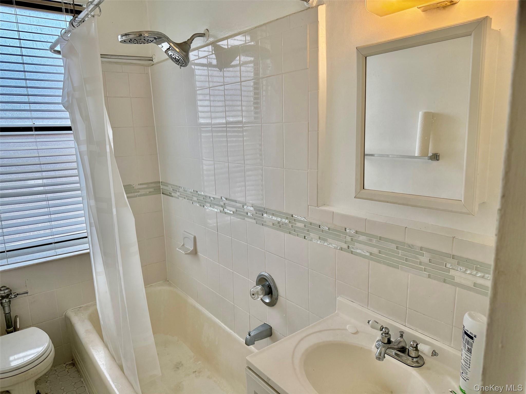 Photo 7 of this property