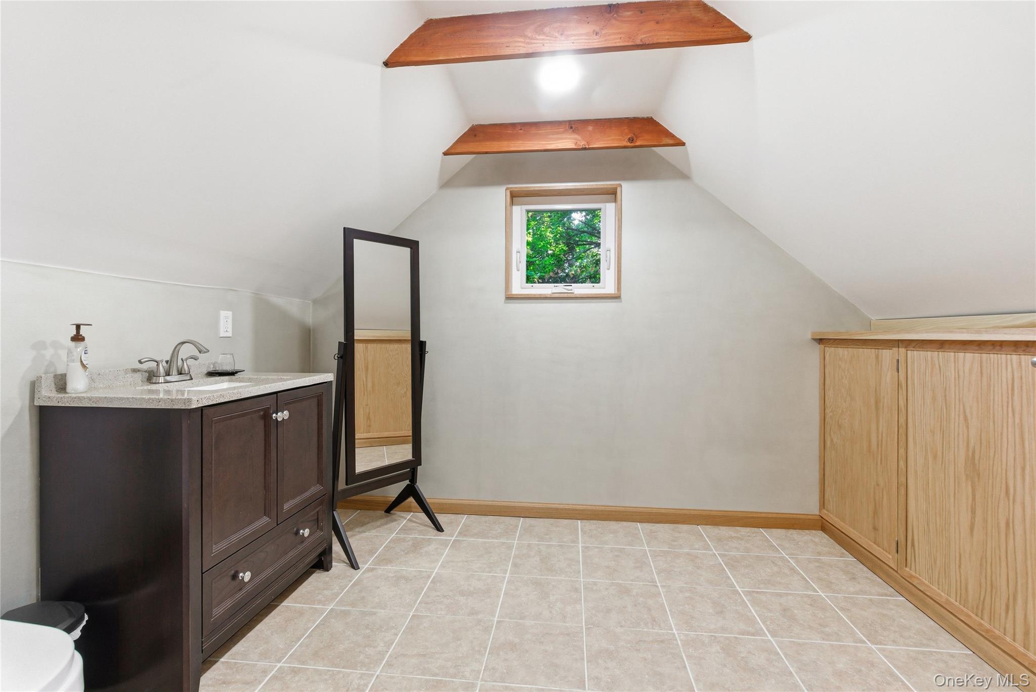 Photo 9 of this property