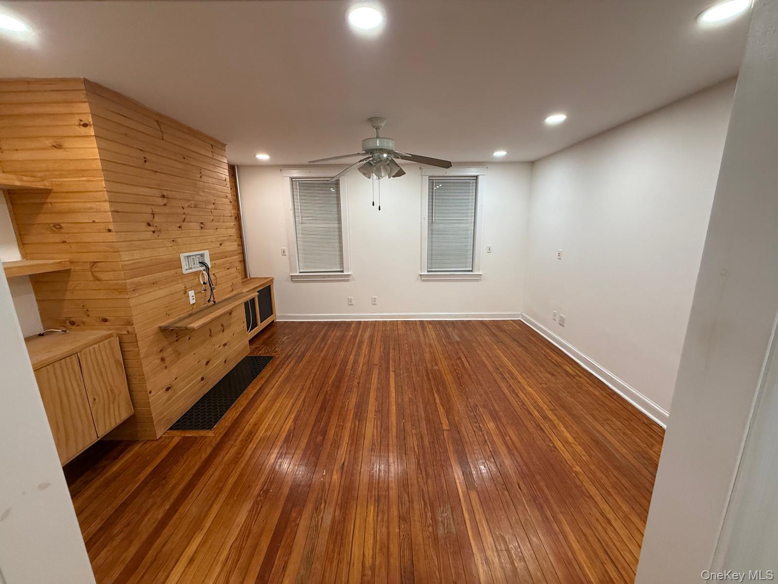 Photo 4 of this property