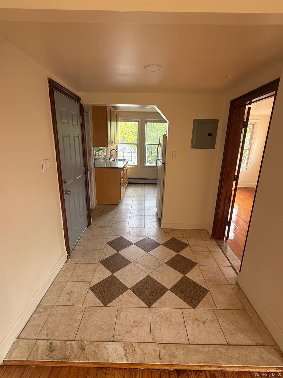Photo 4 of this property