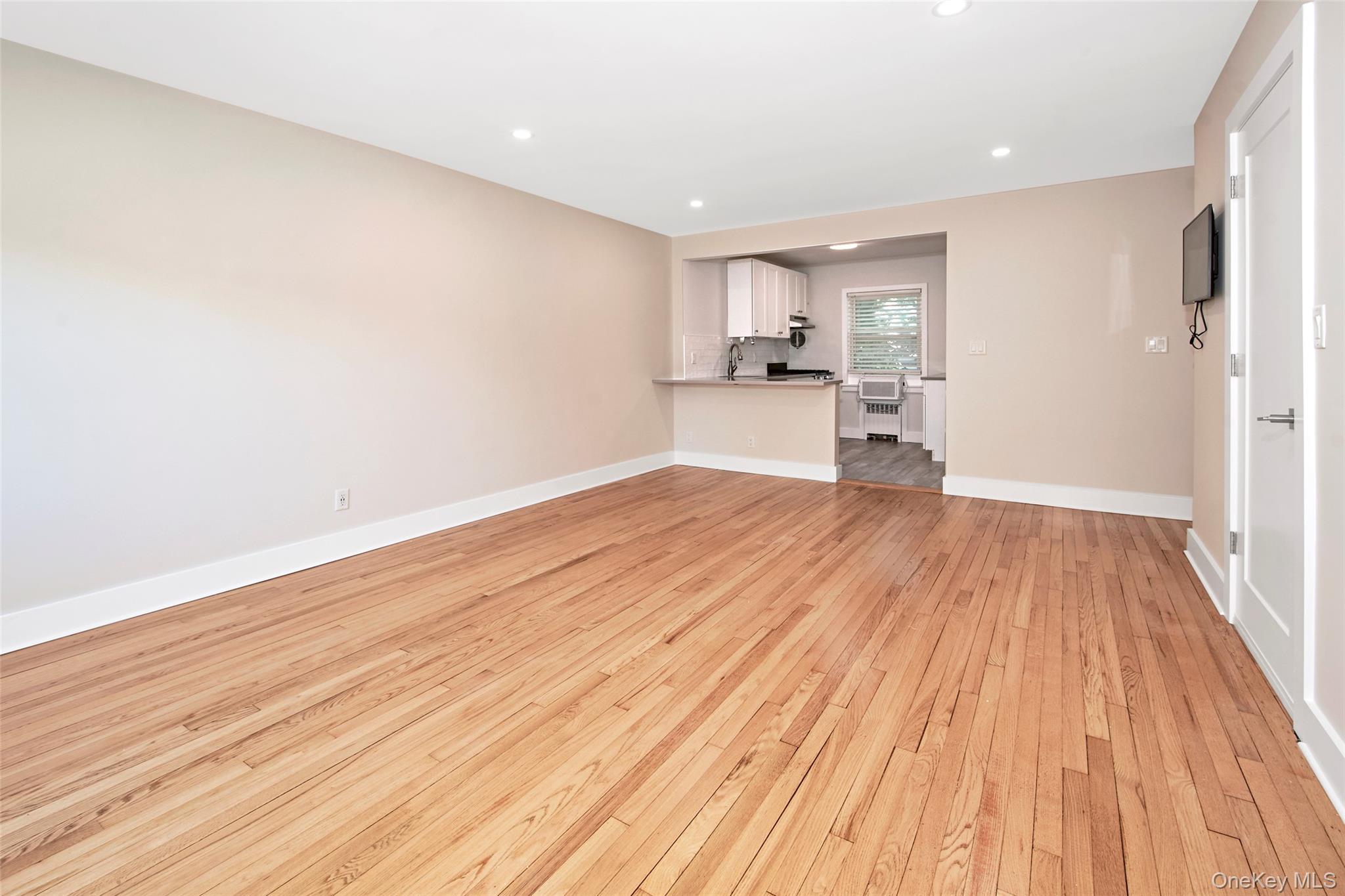 Photo 4 of this property