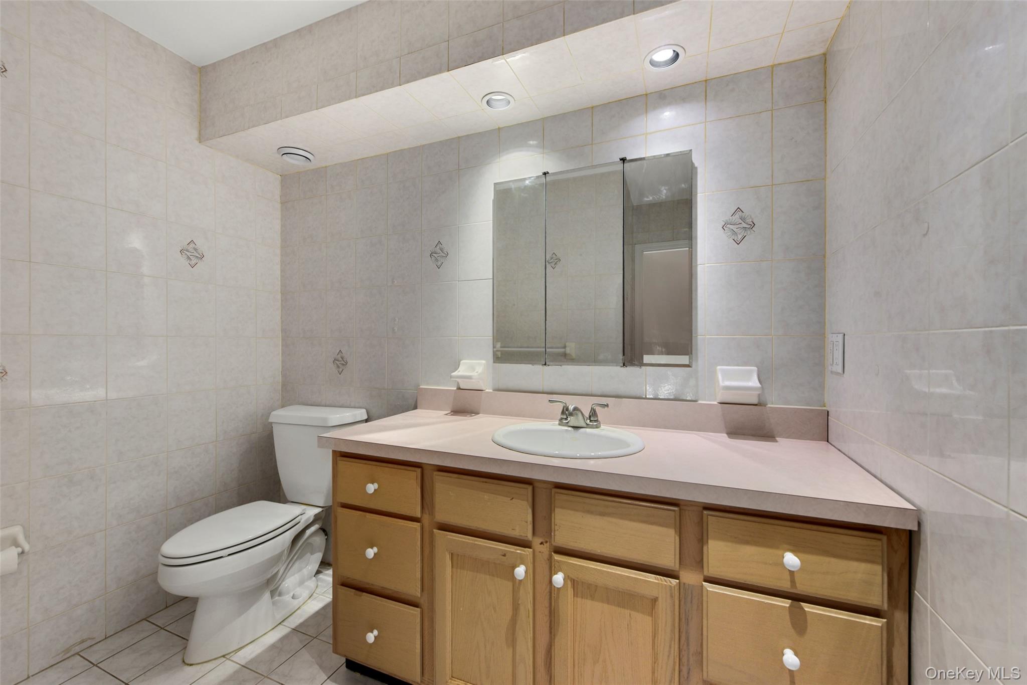 Photo 7 of this property