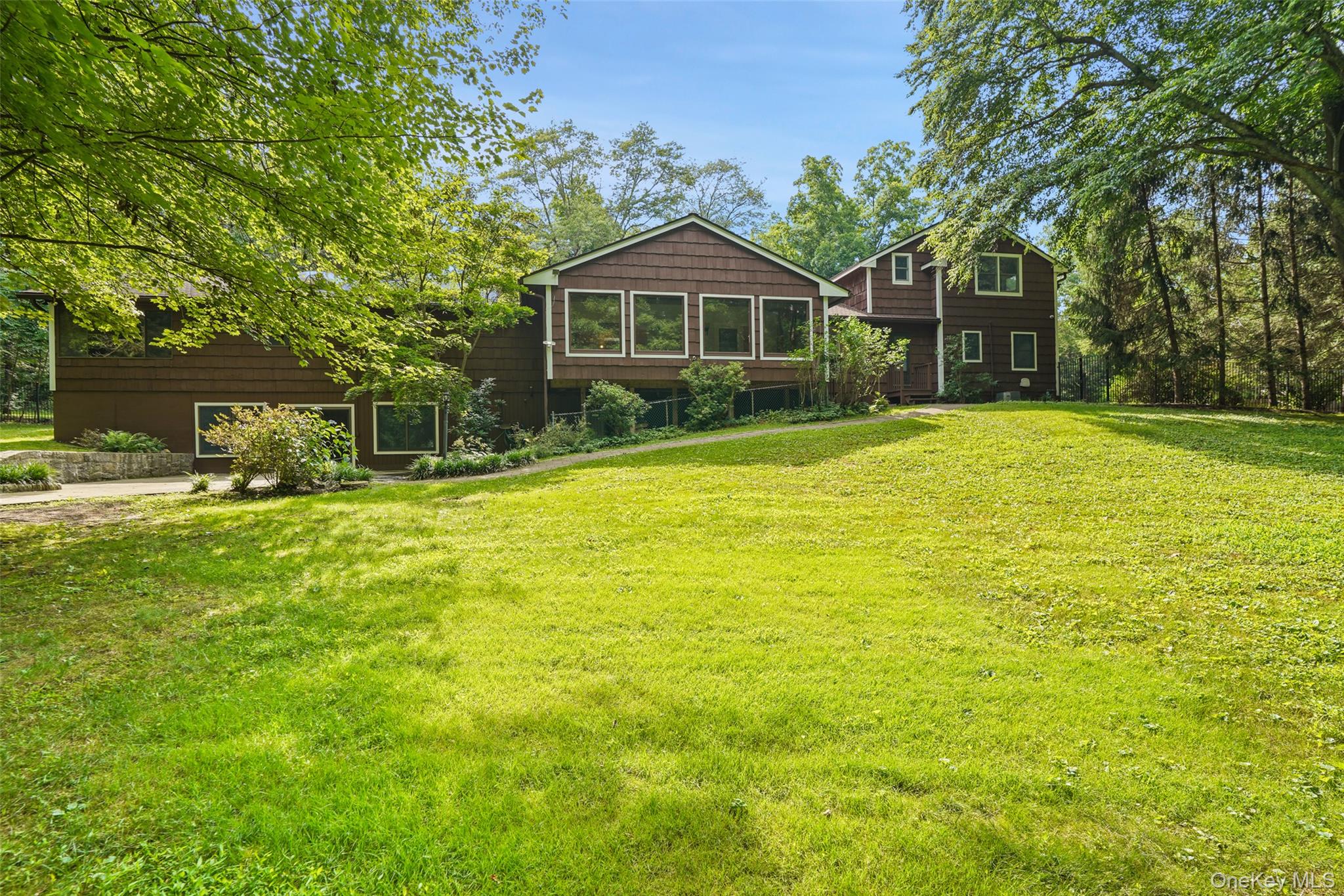 Photo 33 of this property