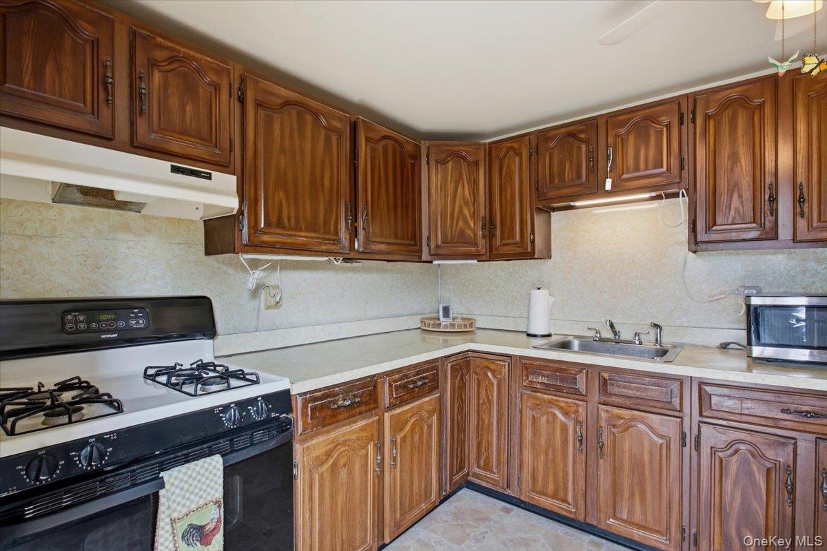 Photo 21 of this property