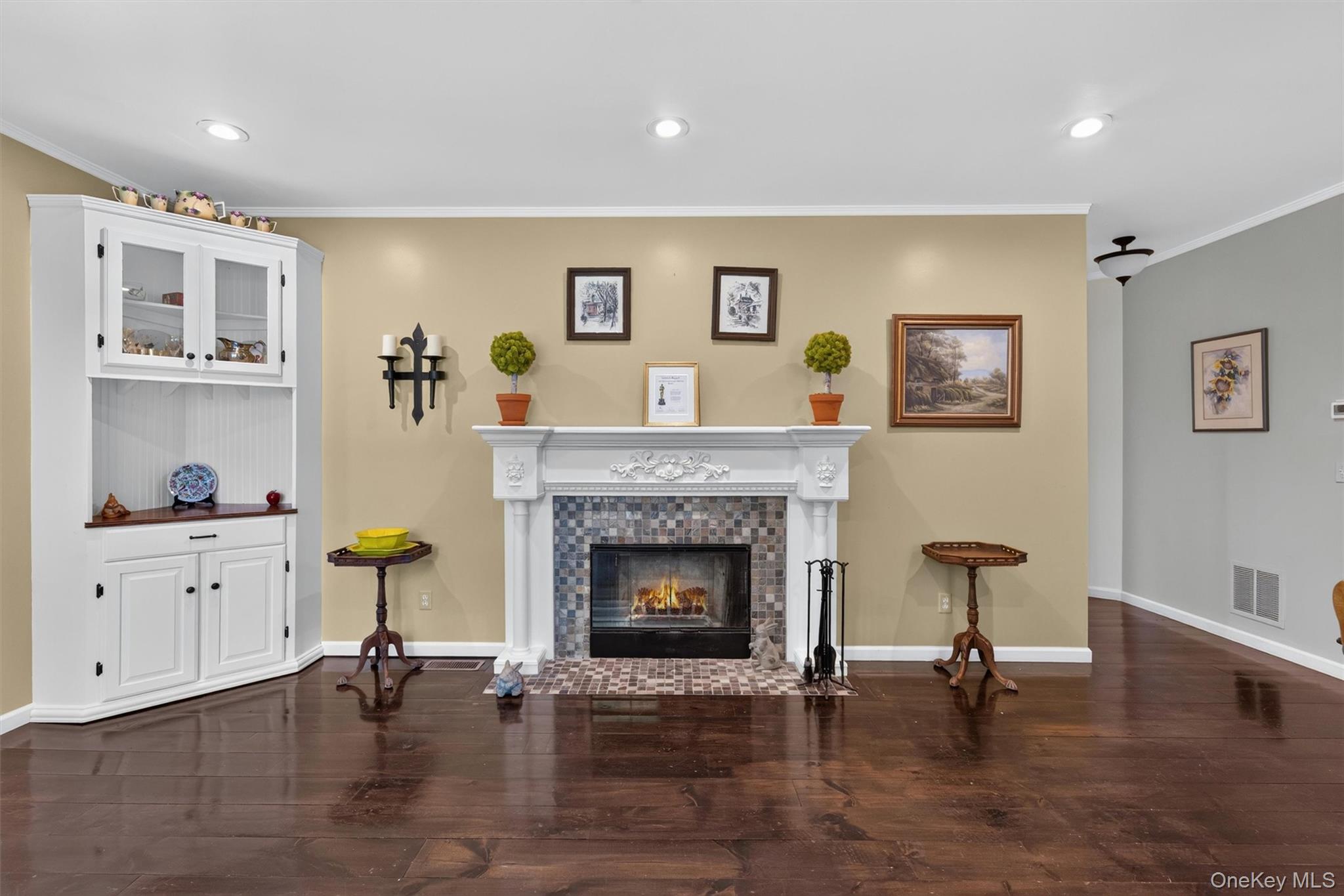 Photo 6 of this property