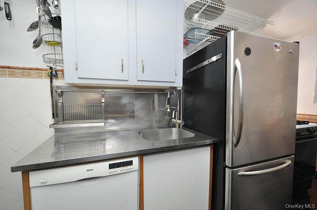 Photo 7 of this property