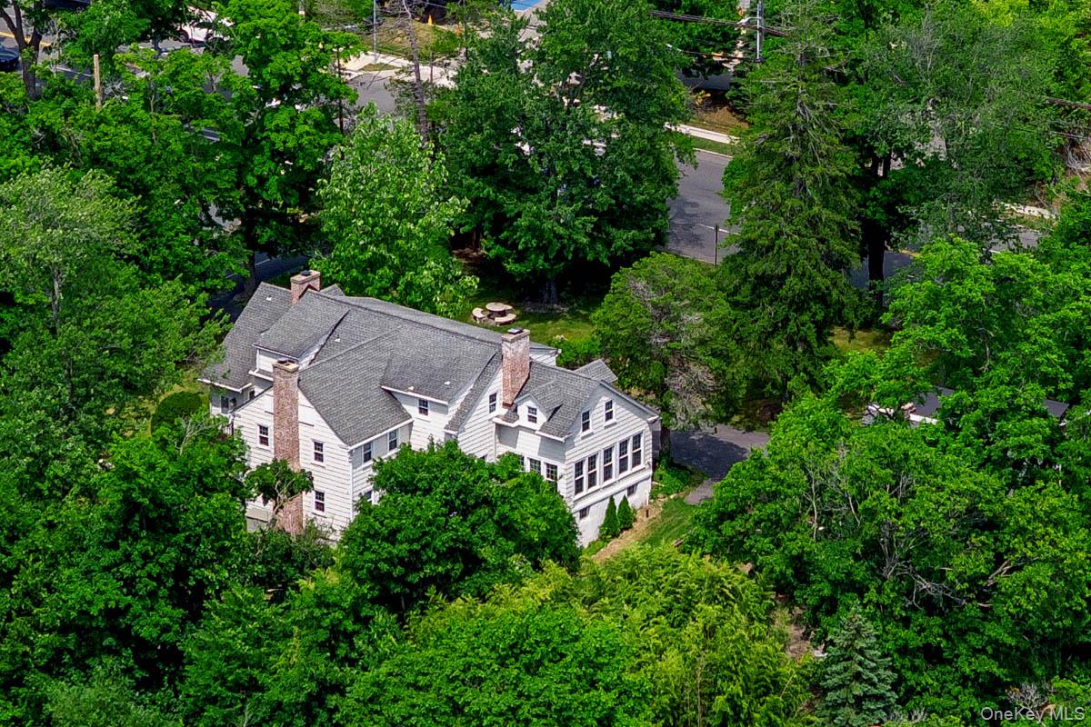 Photo 3 of this property