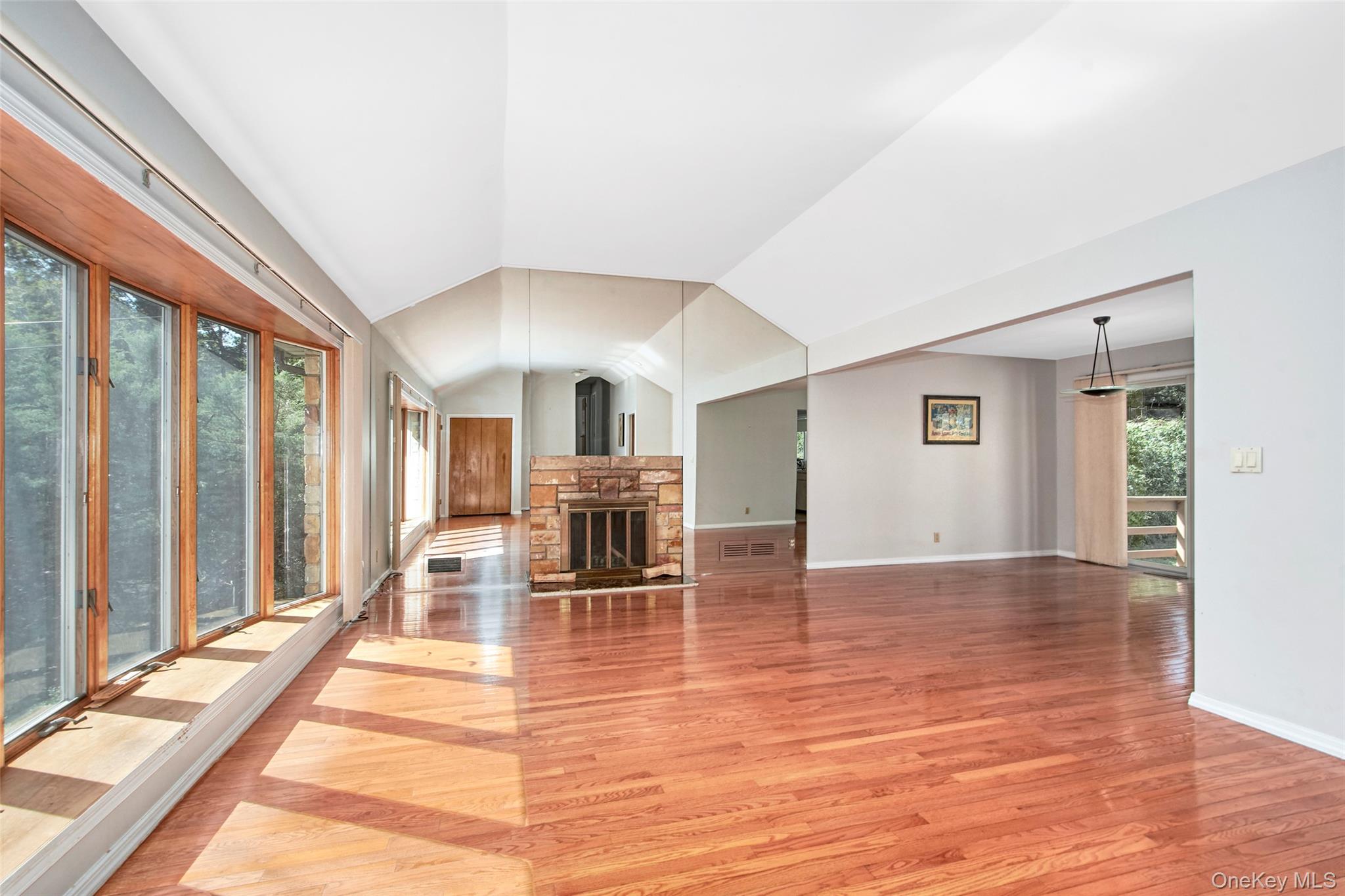 Photo 3 of this property