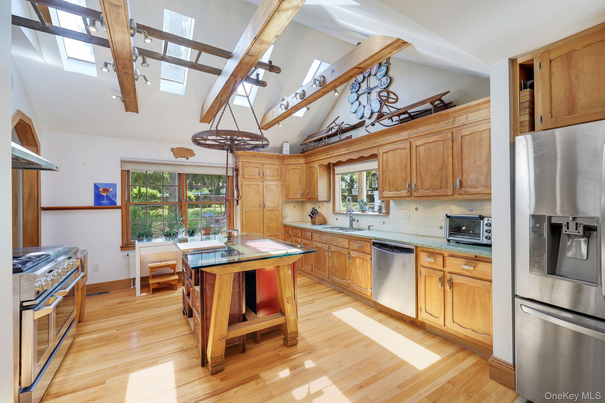 Photo 7 of this property