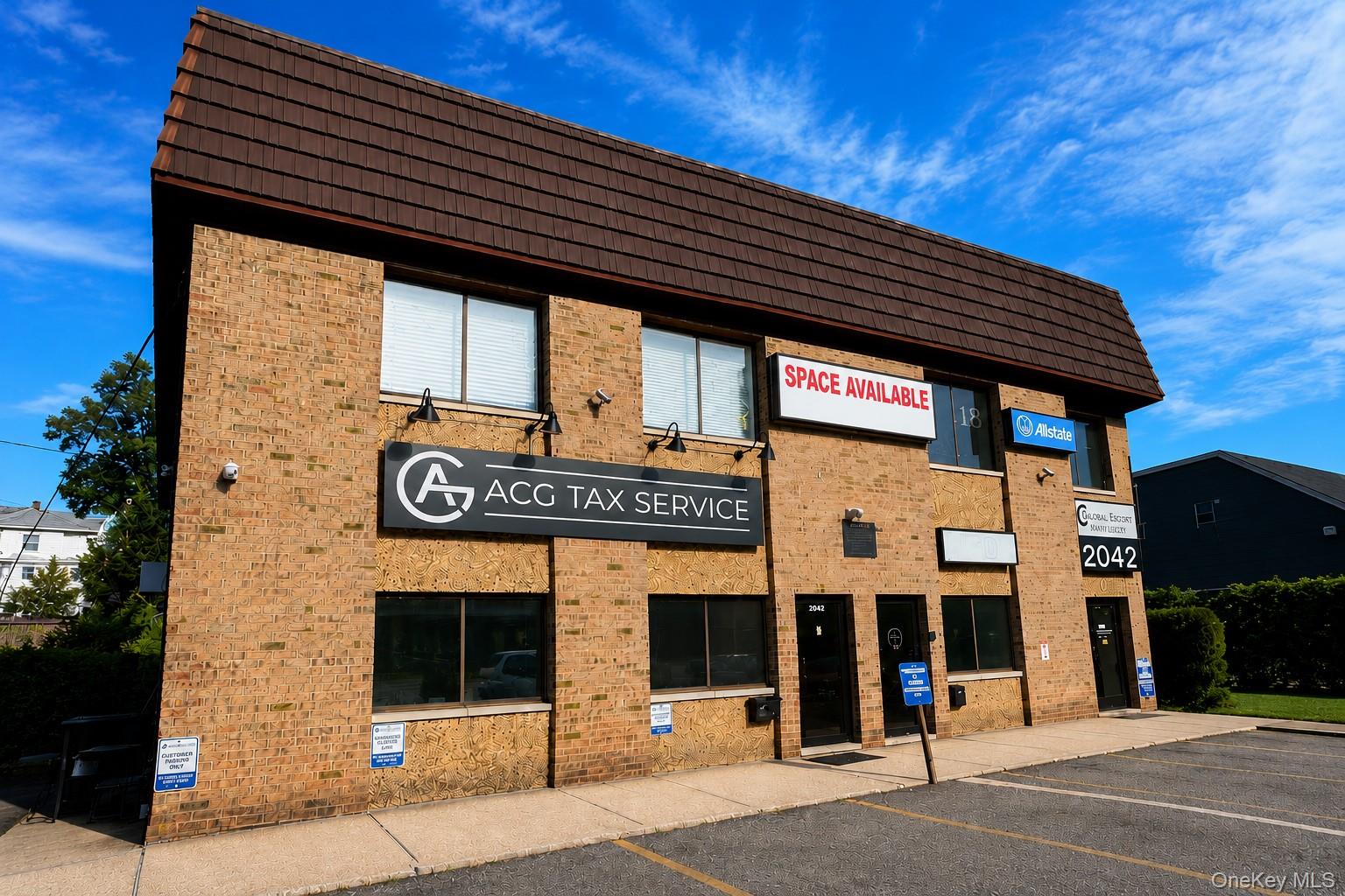 Position your business in one of Yonkers’ most highly traveled commerc...