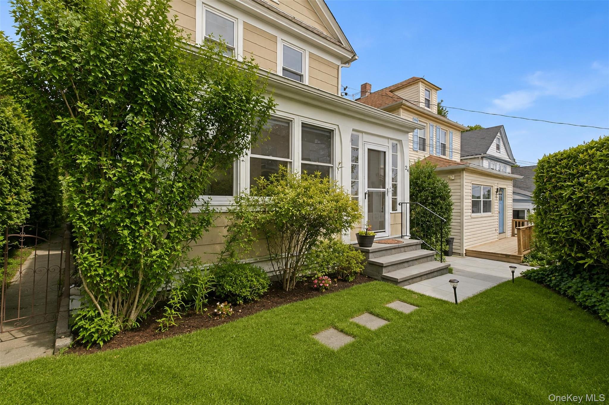 24 Plymouth Road offers an exceptionally convenient lifestyle just a s...