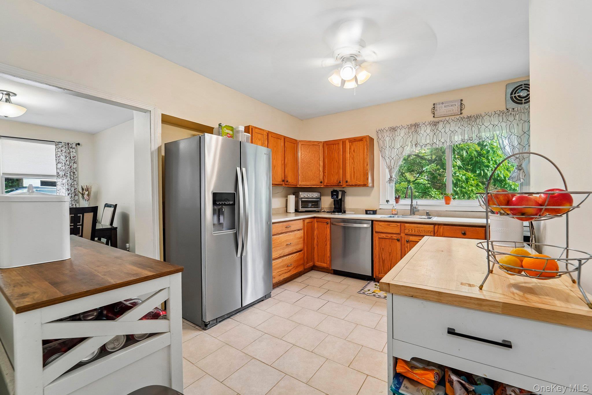 Photo 7 of this property