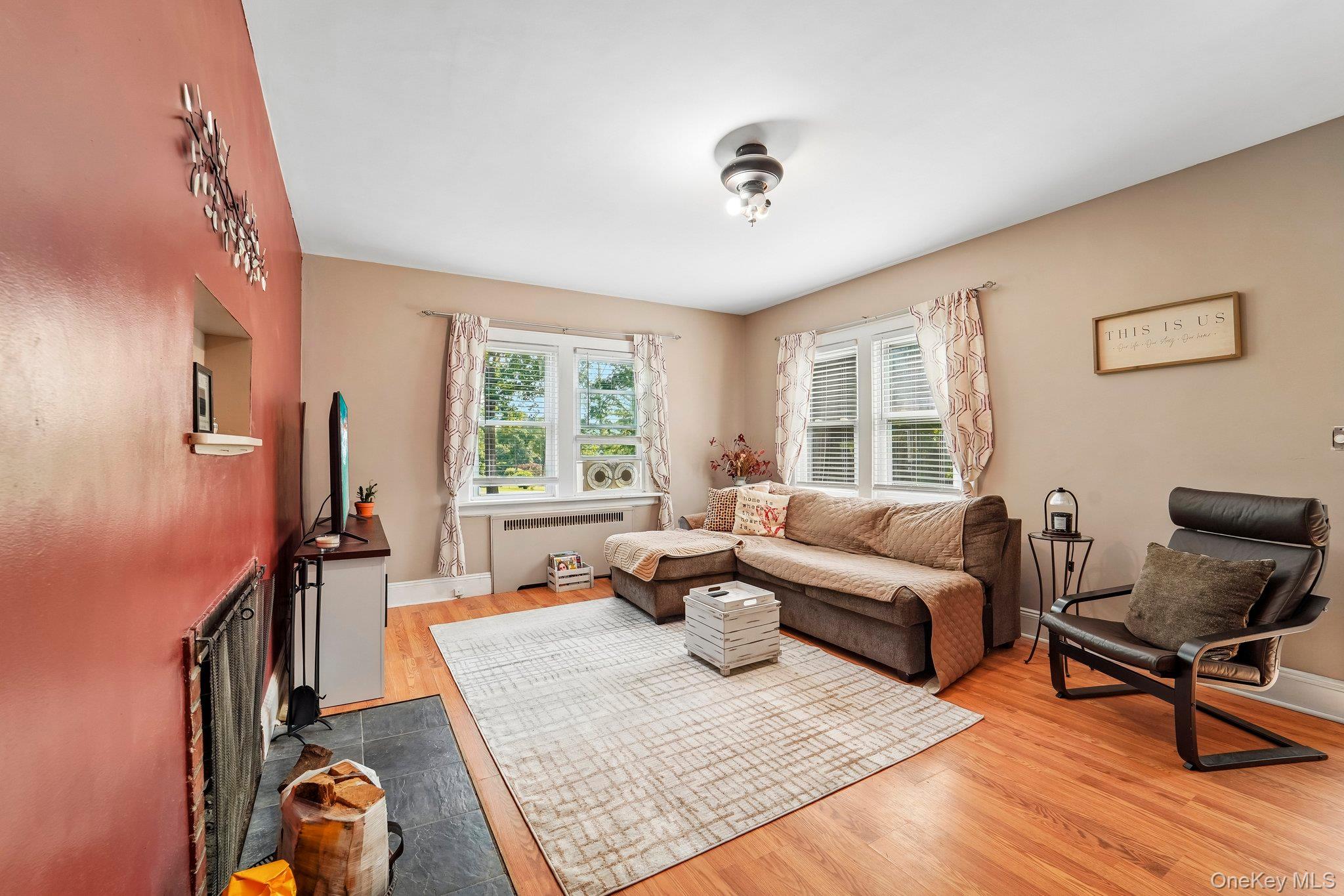 Photo 4 of this property