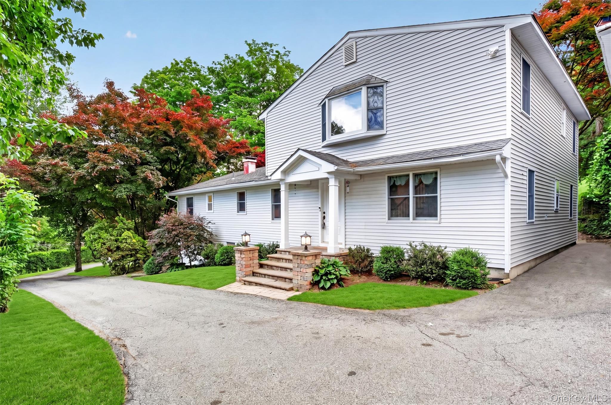 Photo 4 of this property