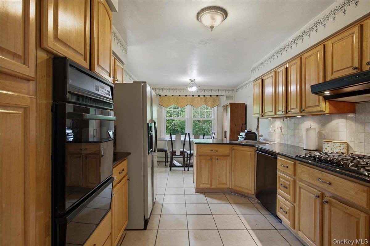 Photo 9 of this property