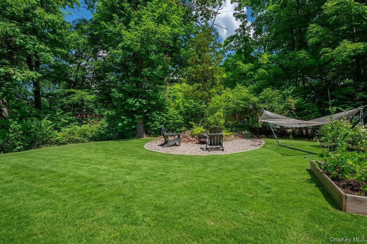 Photo 9 of this property