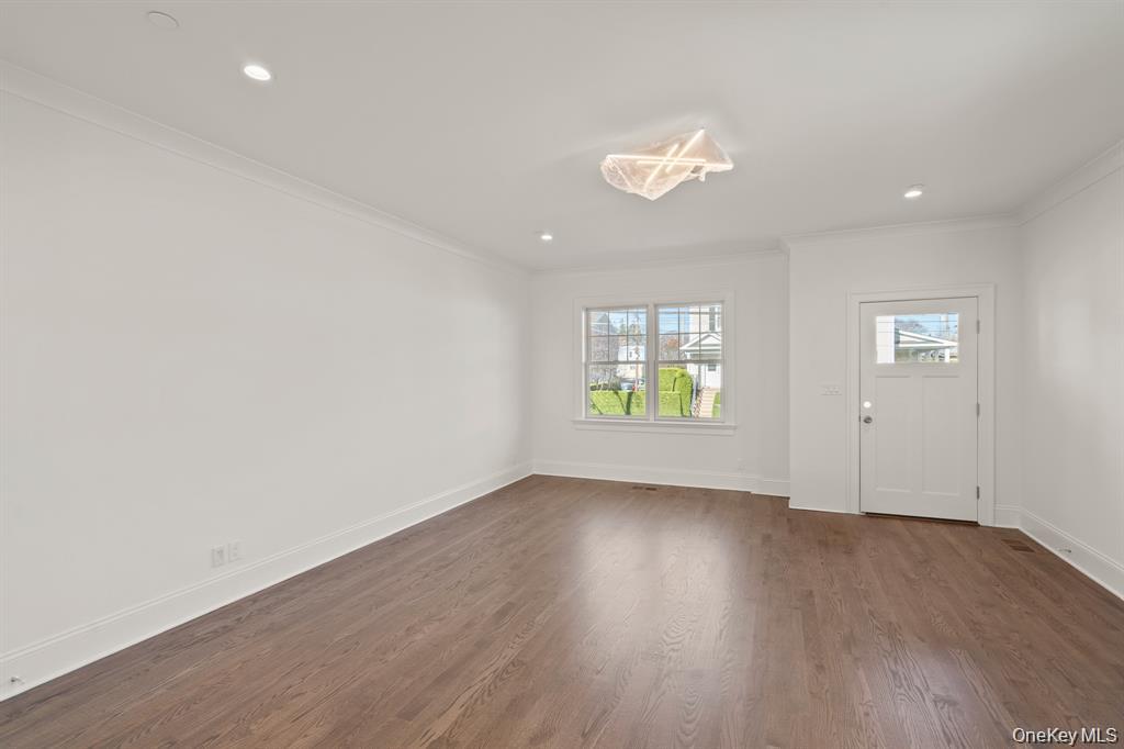 Photo 4 of this property