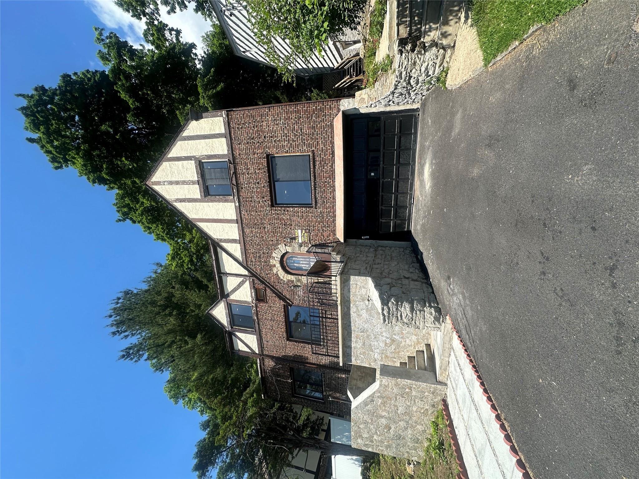 Dreamy Tudor, partially renovated — minutes from the Metro-North train...
