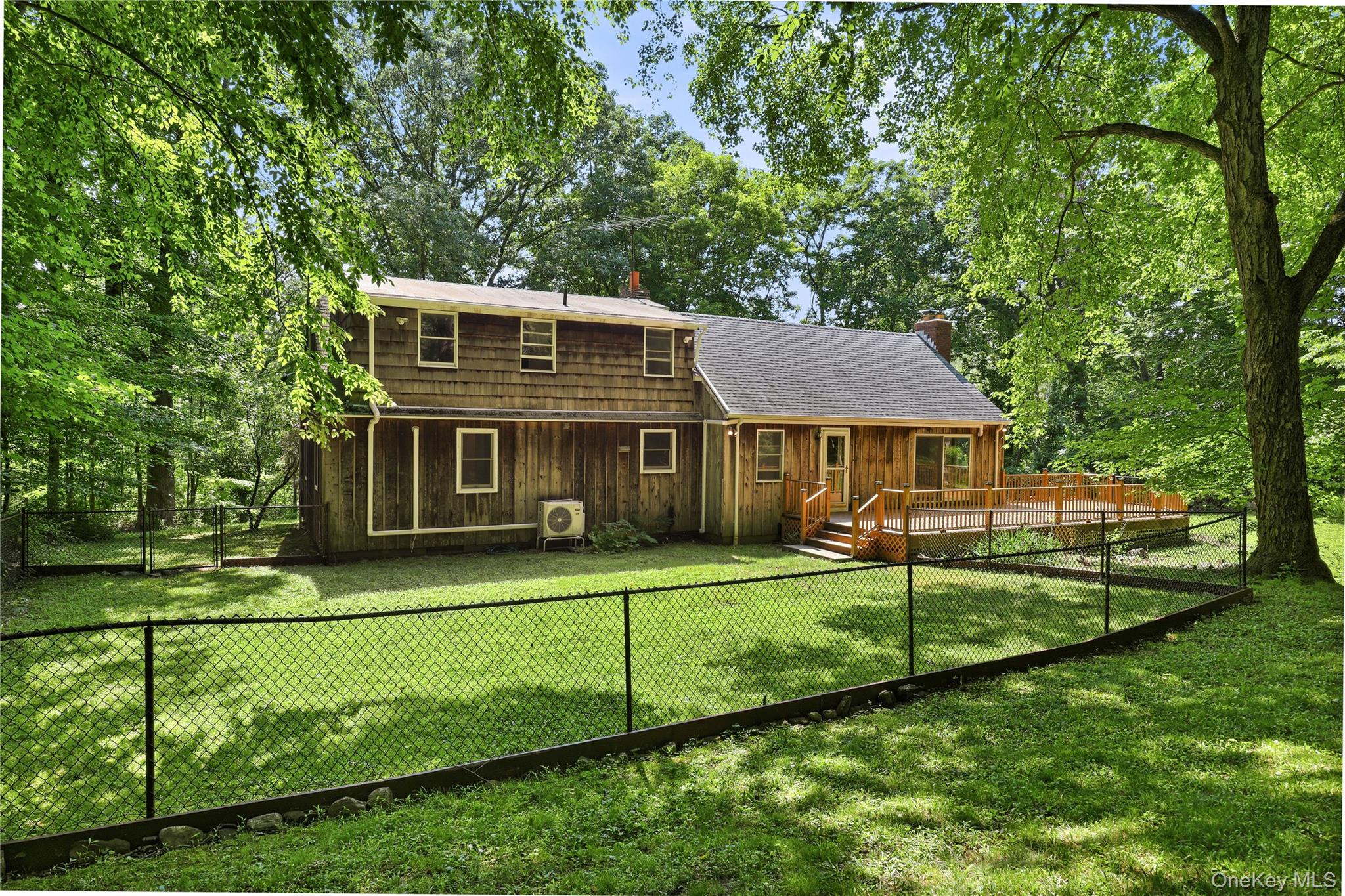 Photo 3 of this property