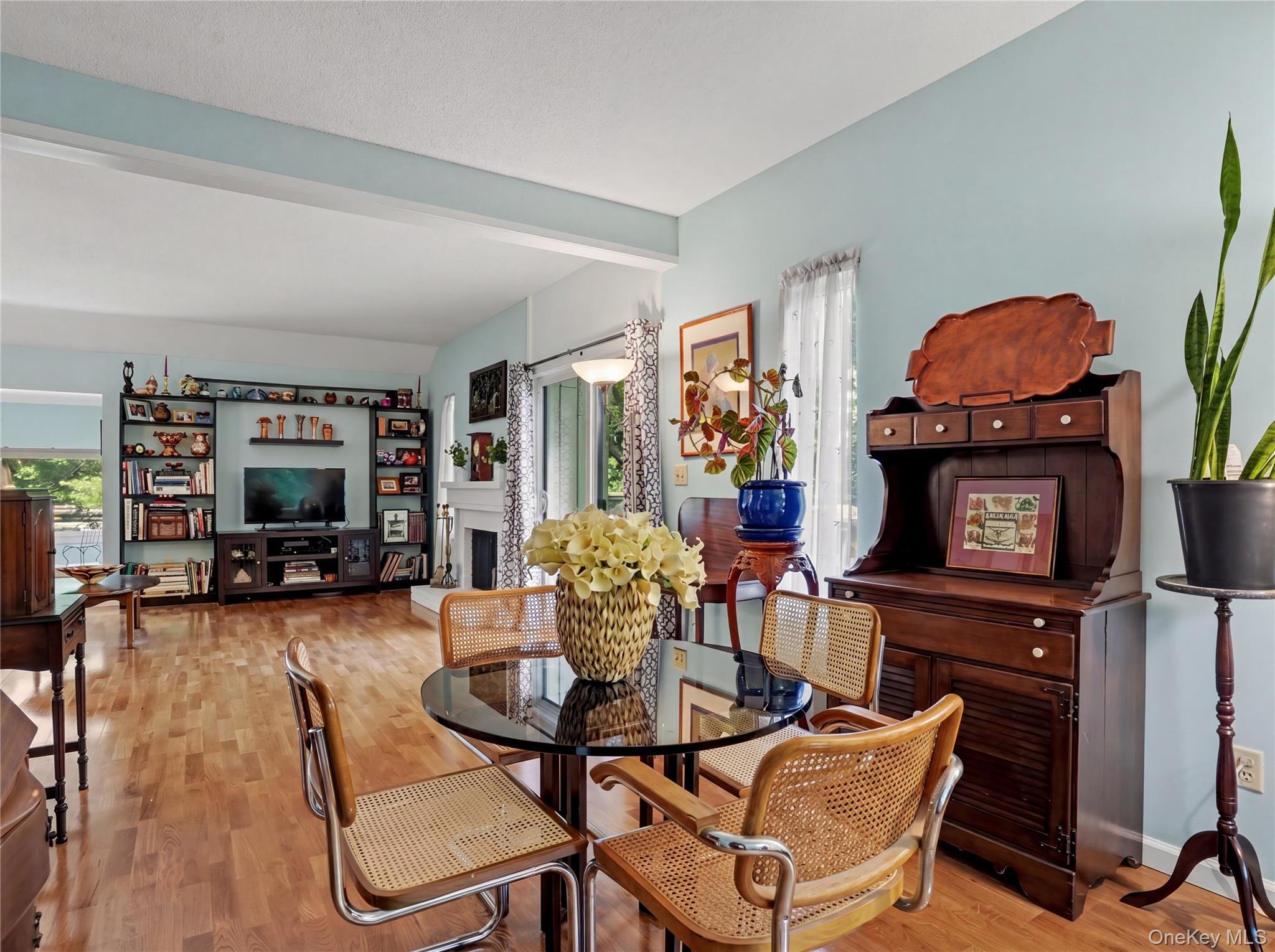 Photo 7 of this property