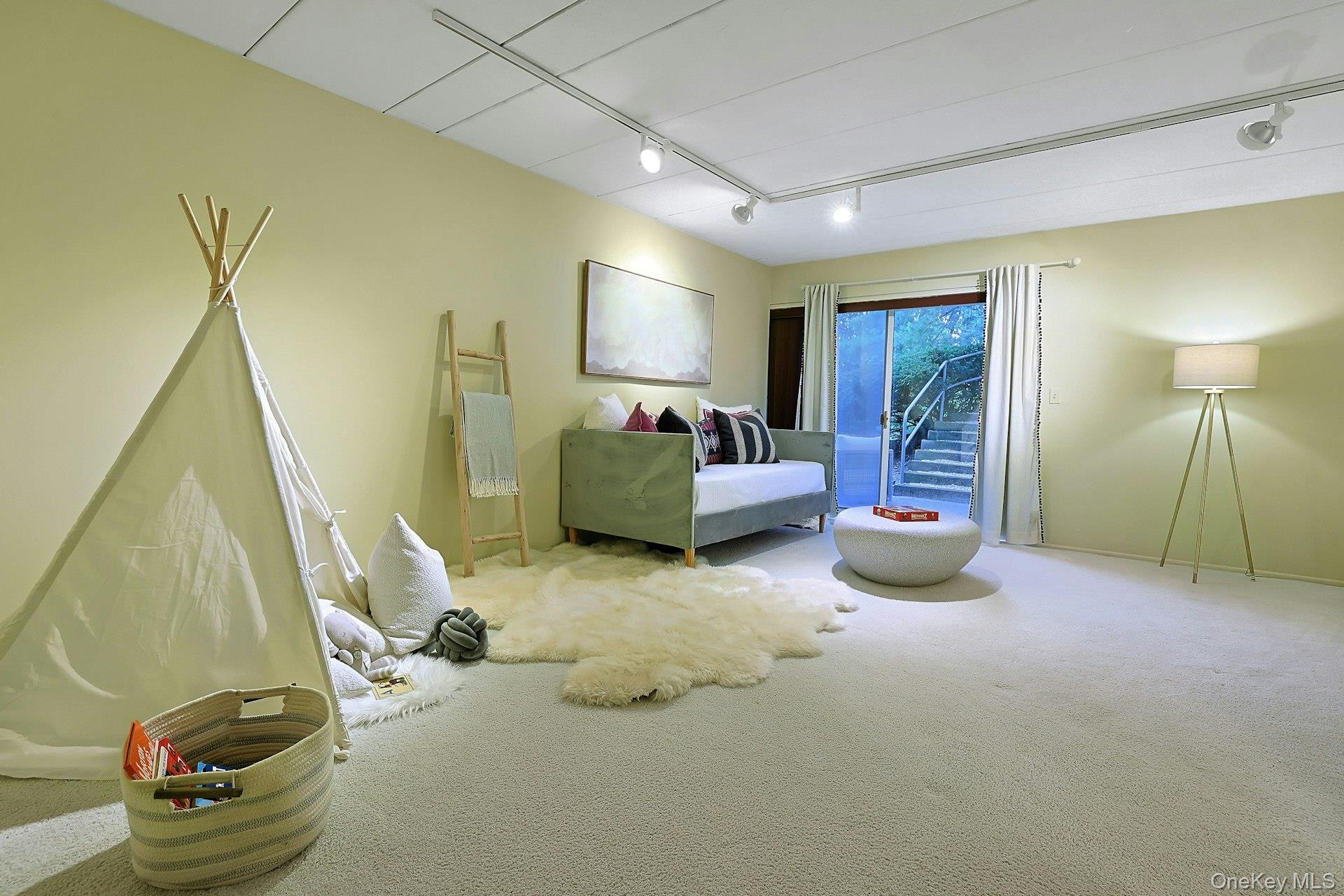 Photo 31 of this property