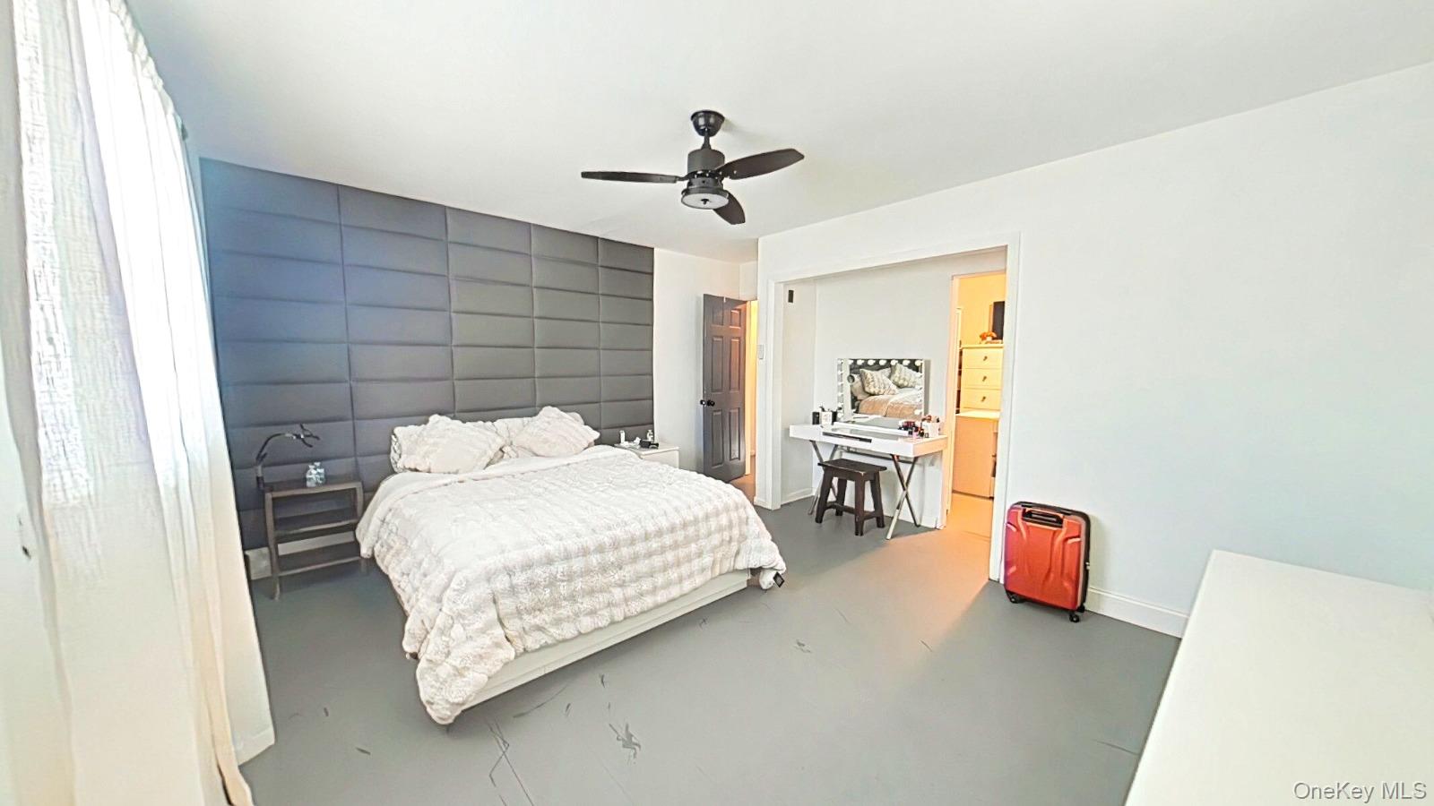 Photo 11 of this property