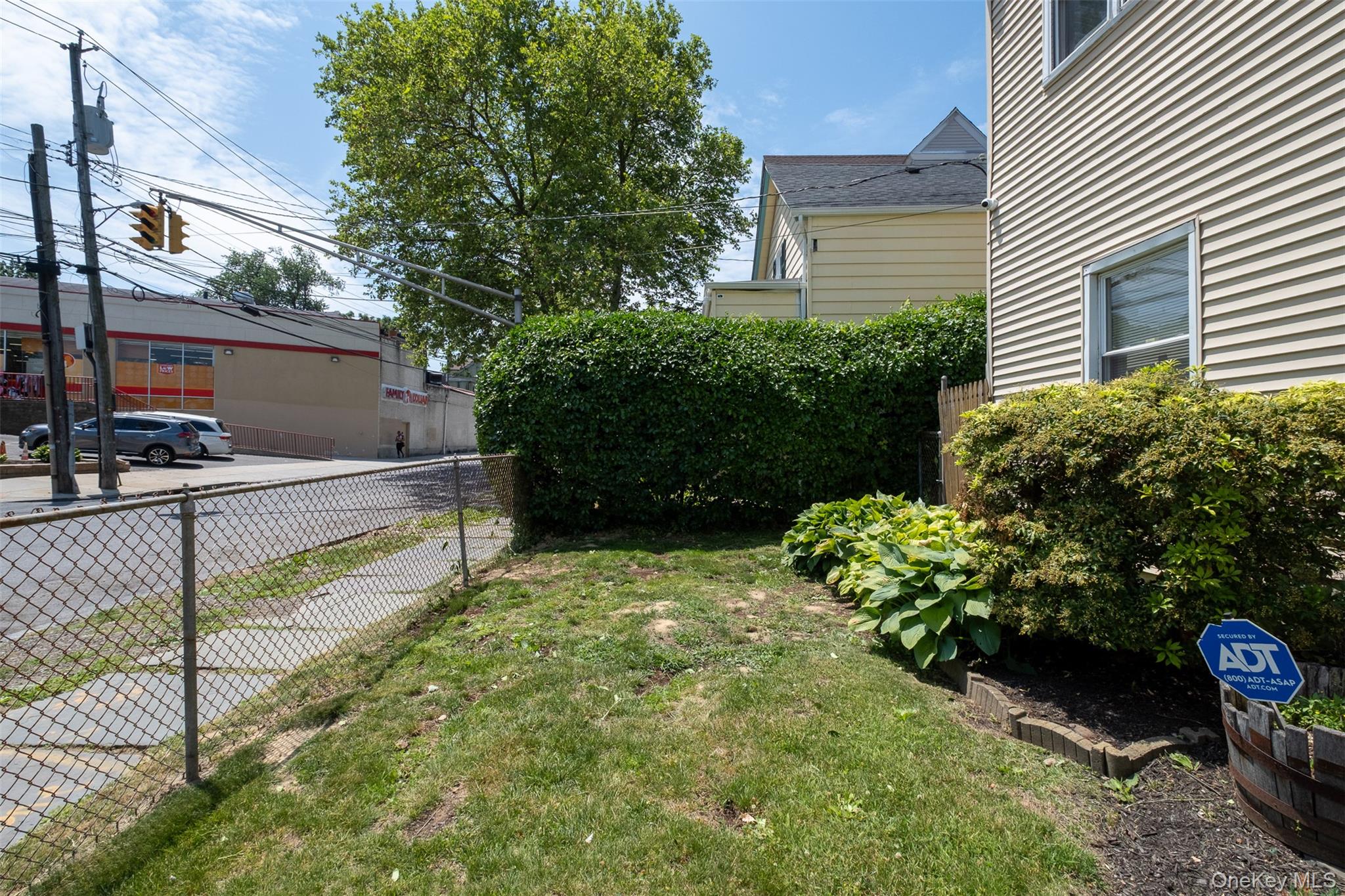 Photo 4 of this property