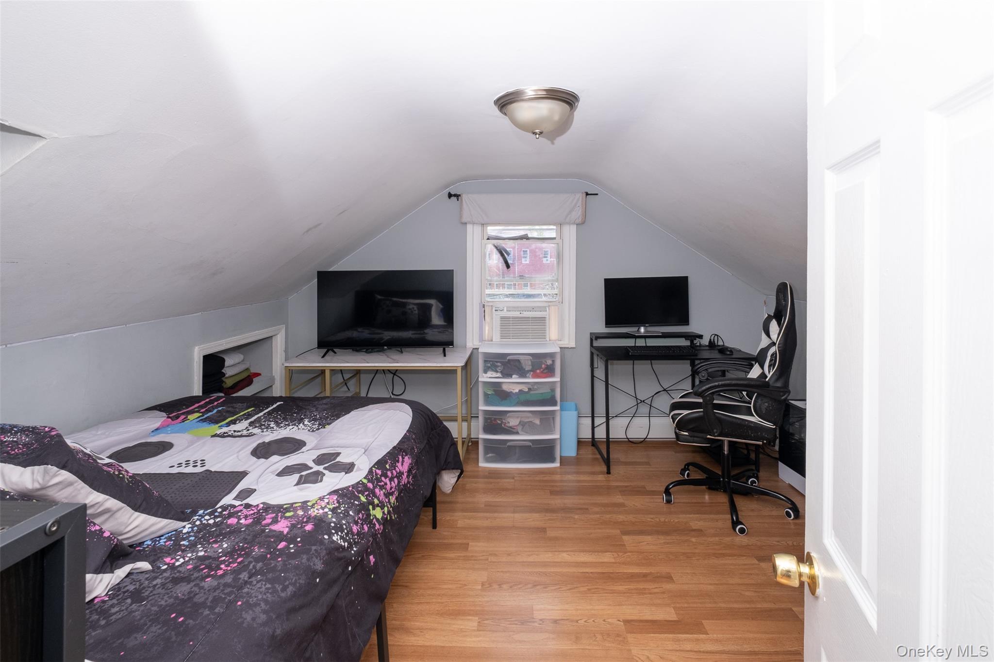 Photo 11 of this property