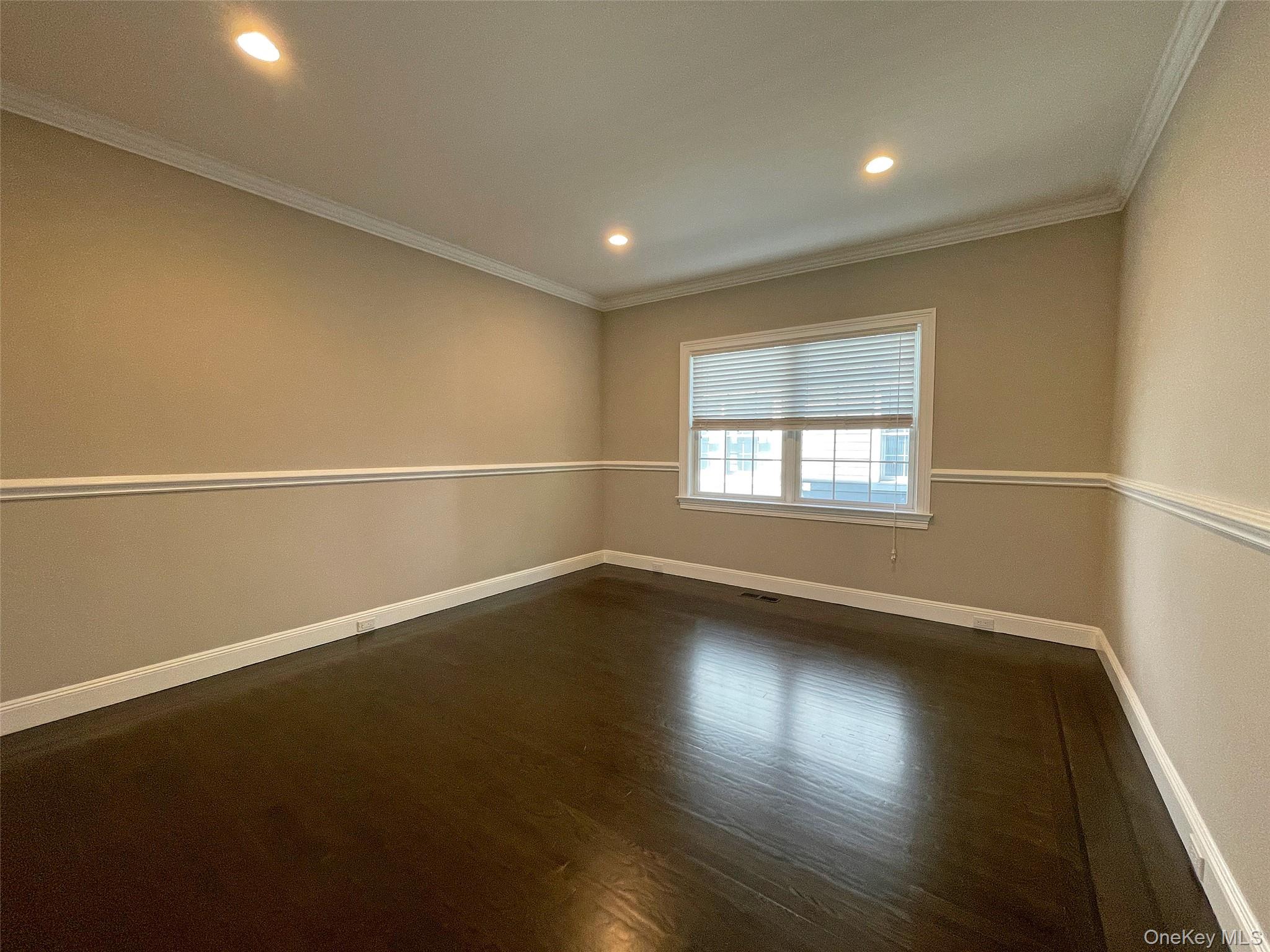 Photo 4 of this property
