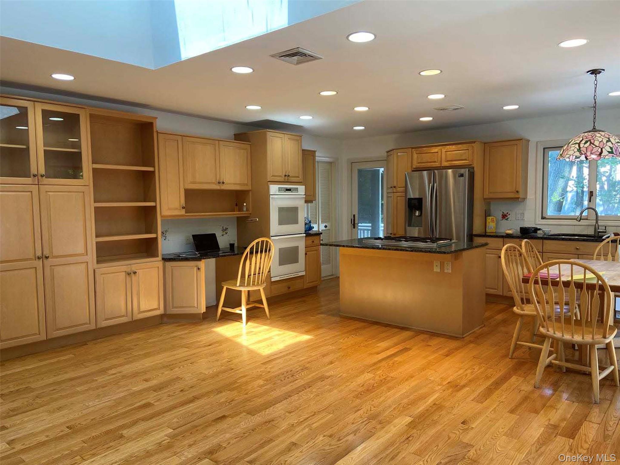 Photo 7 of this property