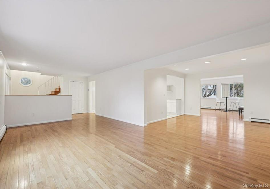 Photo 4 of this property