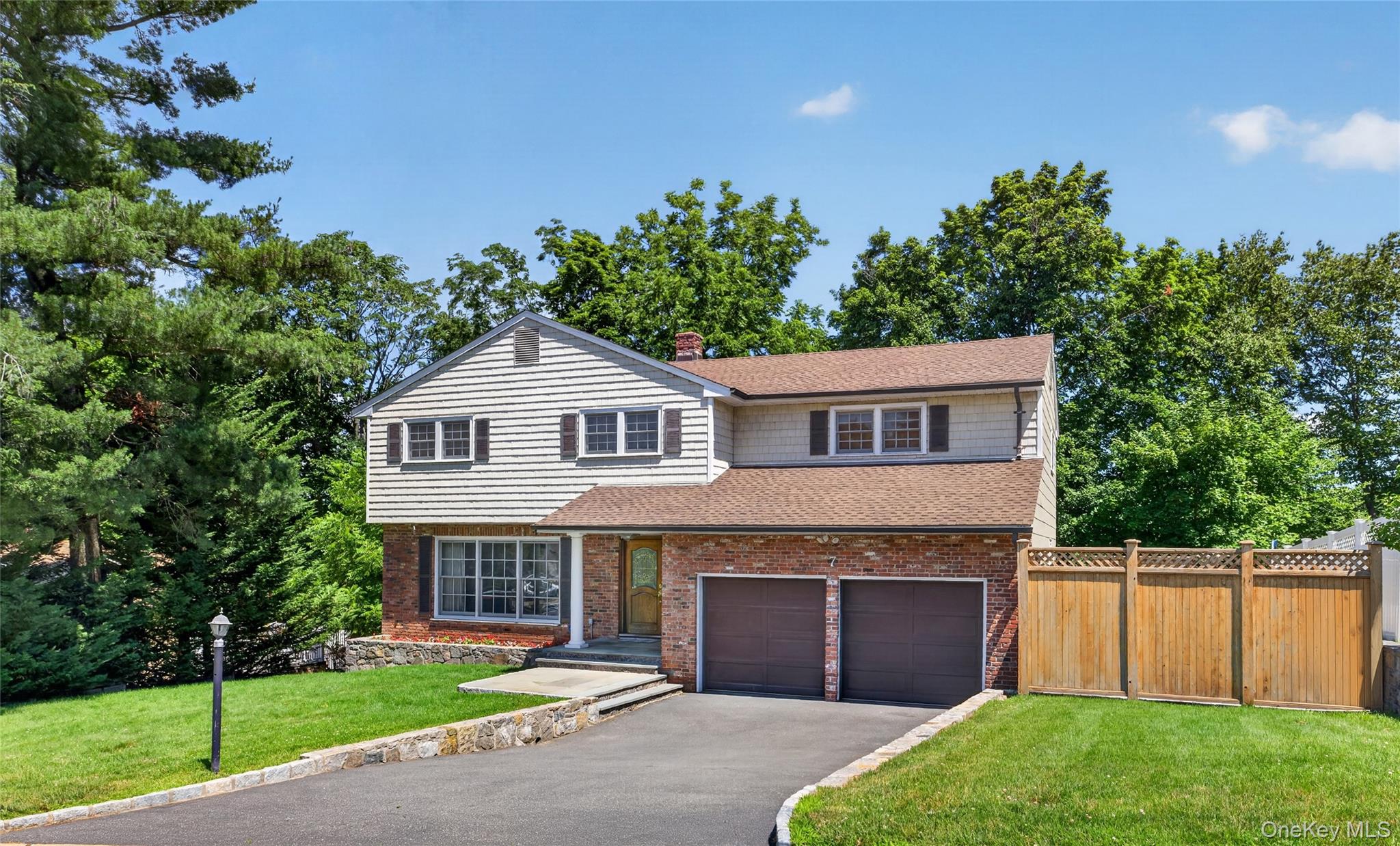 This light-filled and spacious 2500 SF, 4-BR home in Dobbs Ferry is di...