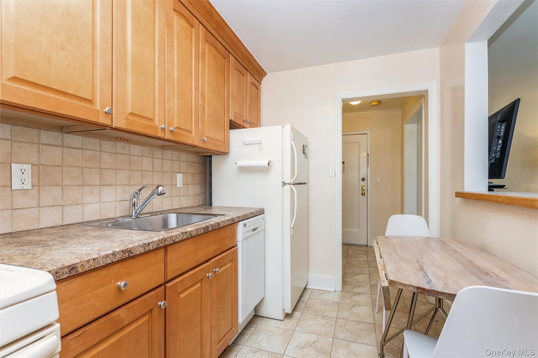 Photo 7 of this property