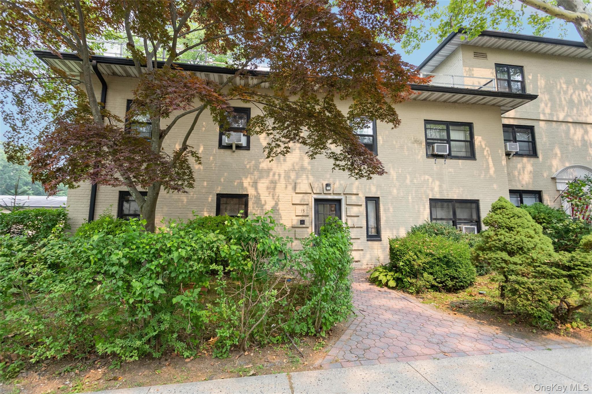 Photo 3 of this property