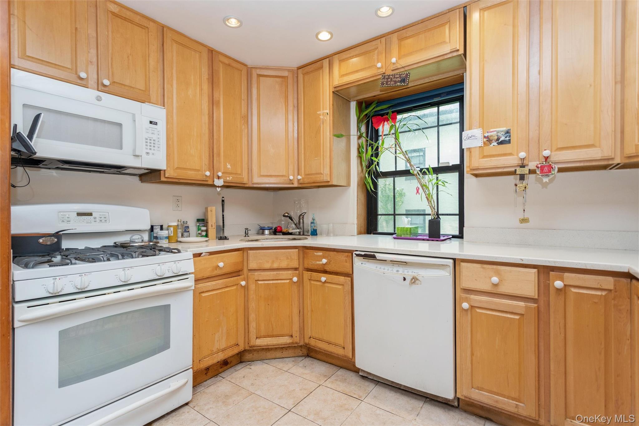Photo 10 of this property