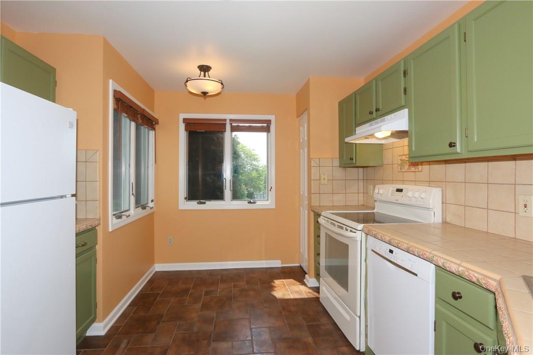 Photo 10 of this property