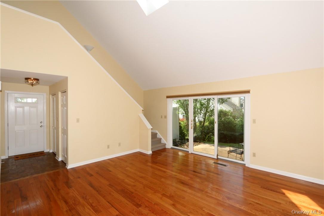 Photo 4 of this property