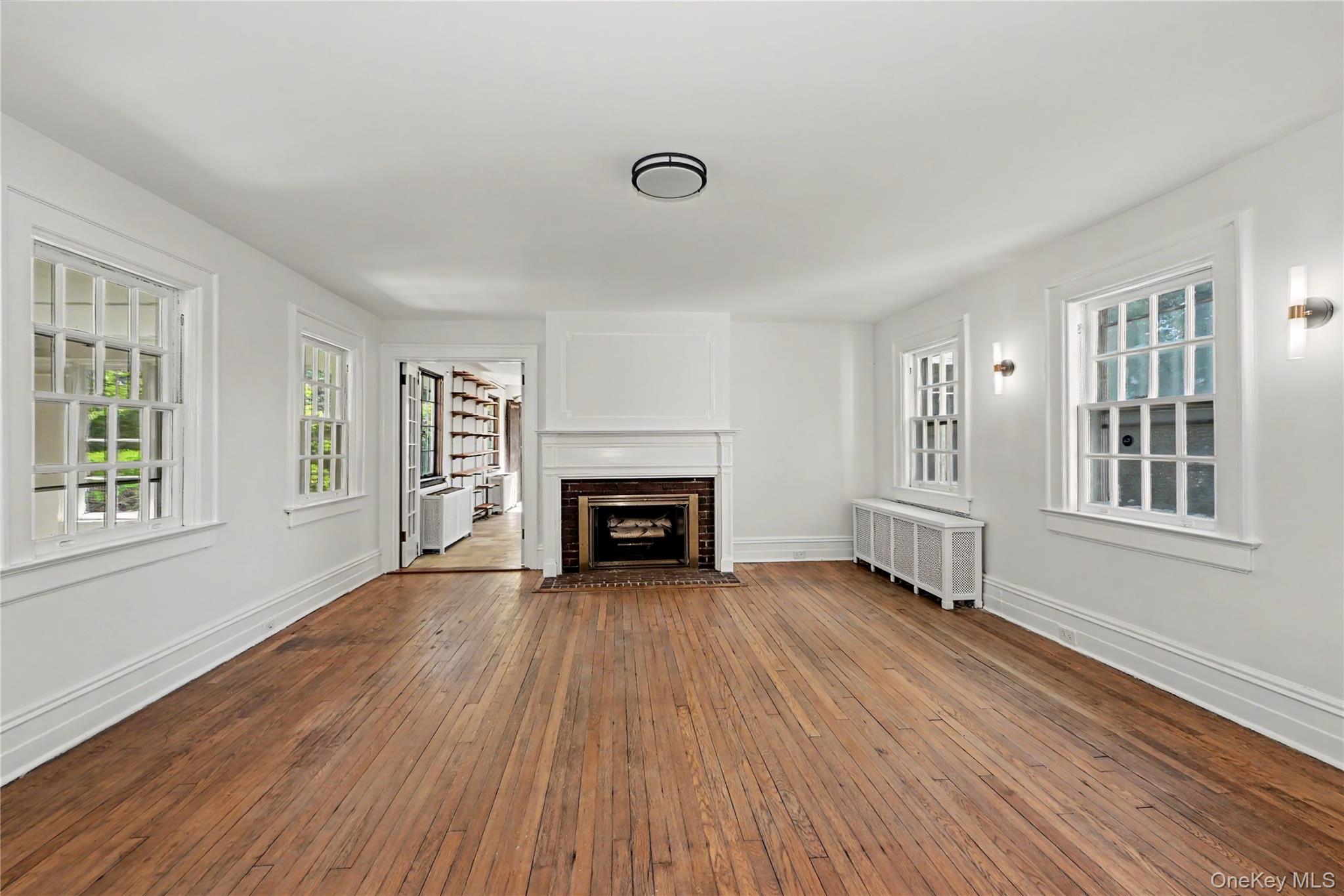 Photo 4 of this property