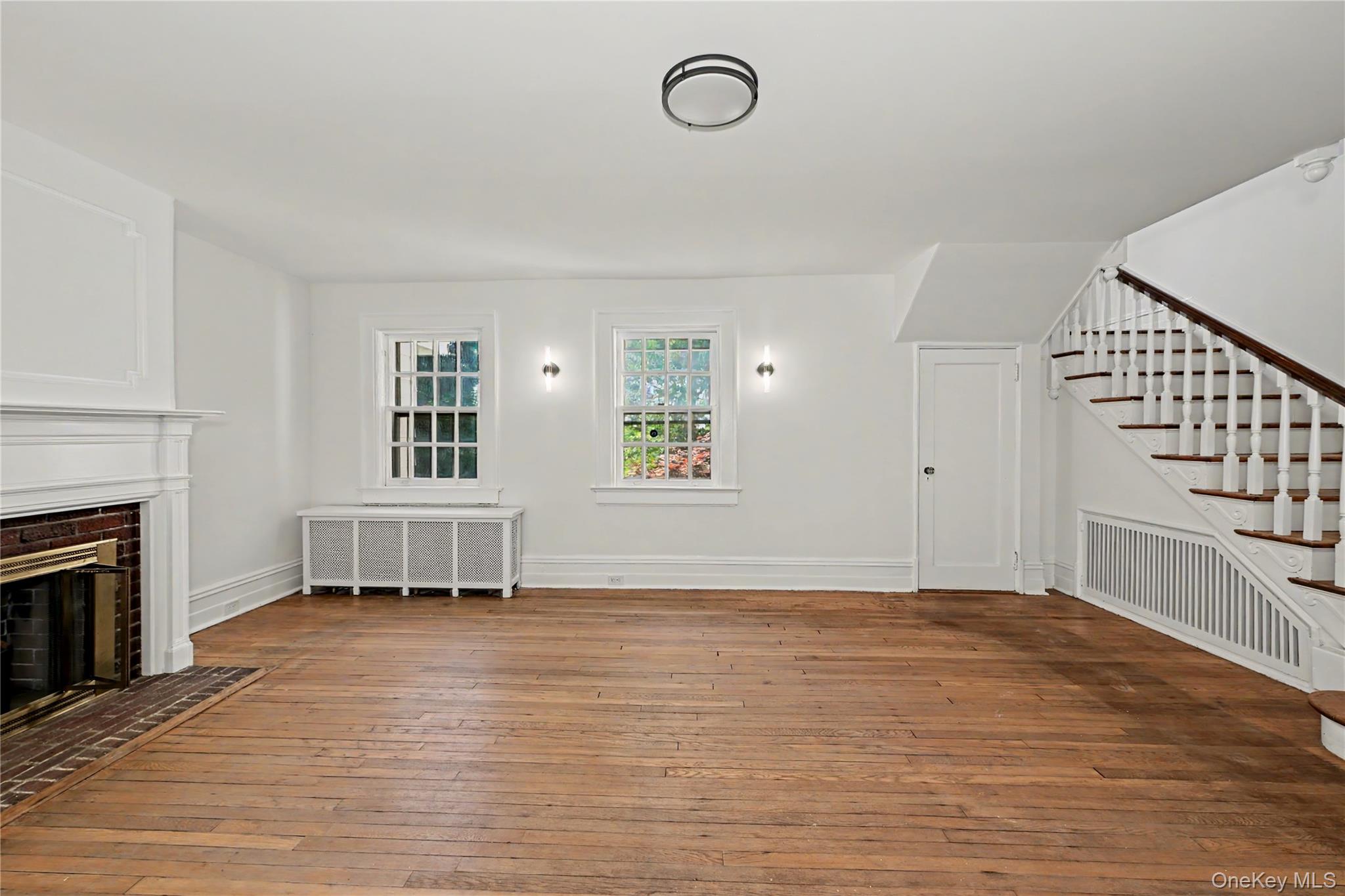 Photo 3 of this property