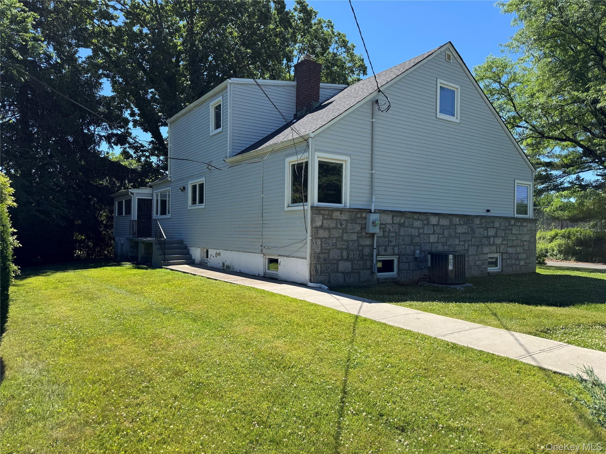 Photo 3 of this property